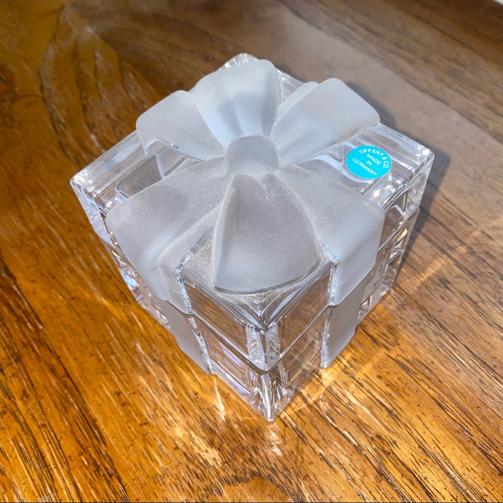 Tiffany & Co. glass box